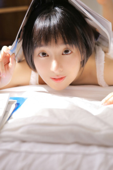 超凡小英雄